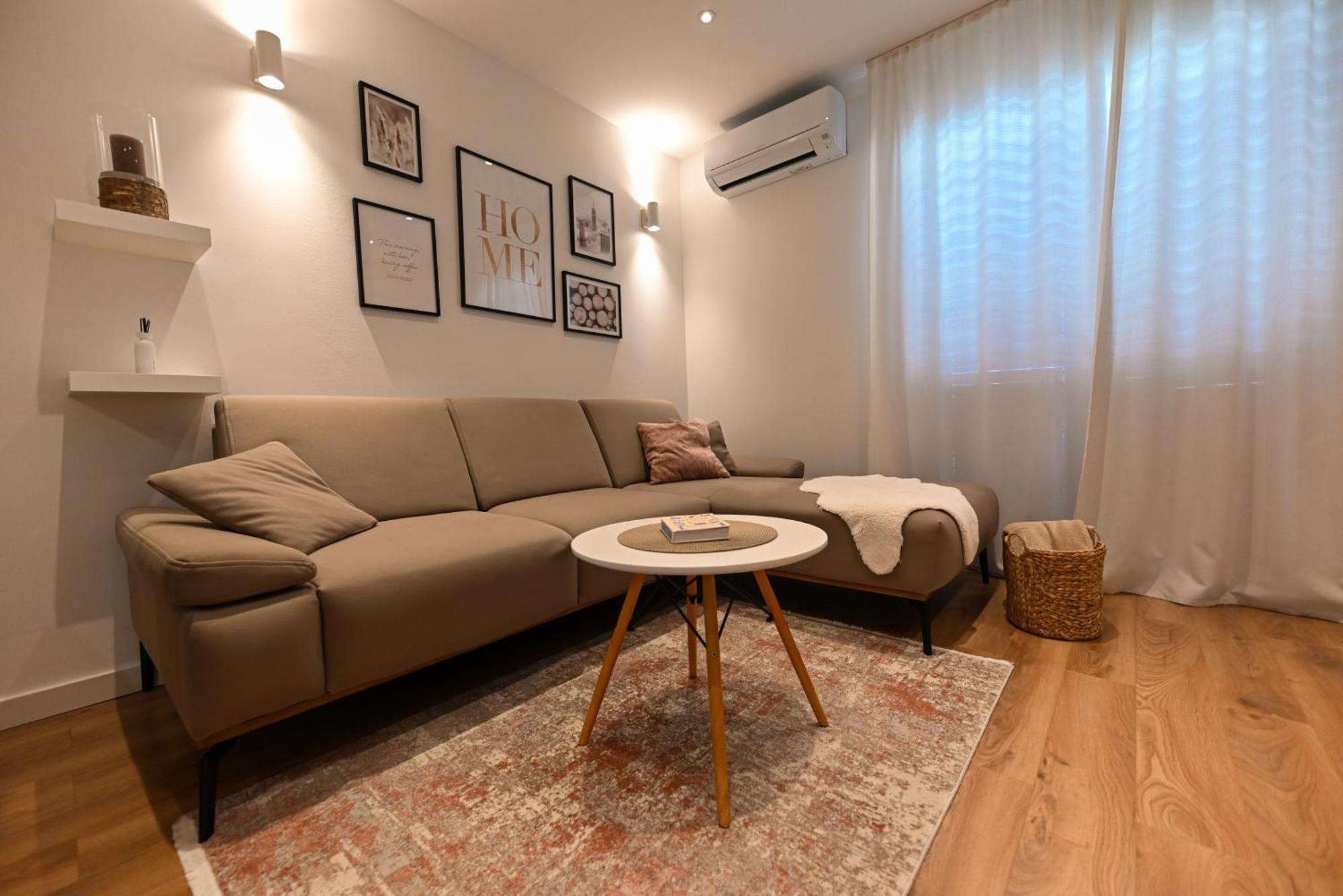 Apartment Dajana Feeling Of Home Trogir Exteriör bild