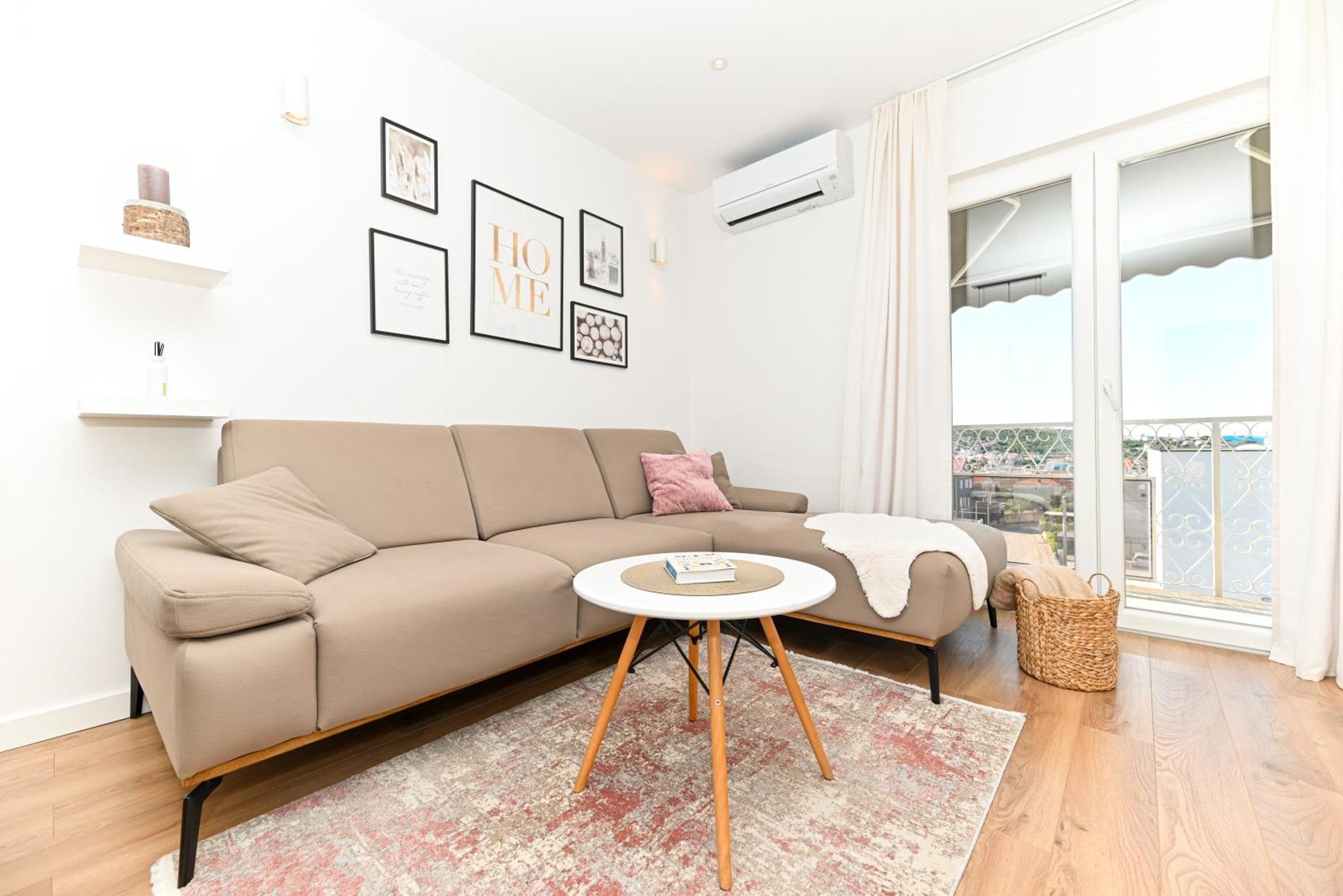 Apartment Dajana Feeling Of Home Trogir Exteriör bild